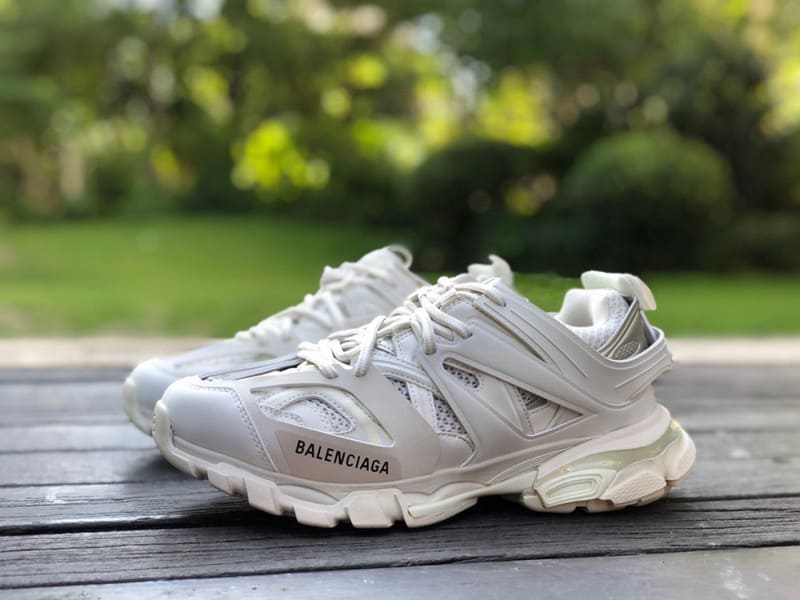 Pronta Entrega - Balenciaga Track White Creme