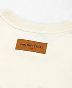 Load image into Gallery viewer, Pronta Entrega - Camiseta Louis Vuitton Cream LV Lovers
