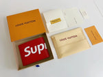 Load image into Gallery viewer, Carteira Supreme x Louis Vuitton
